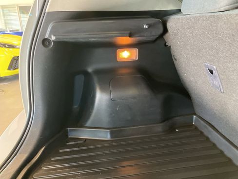 Used 2012 Toyota Prius C Three image 28