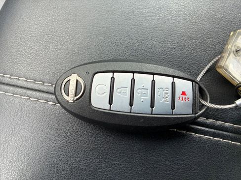 Used 2025 Nissan Altima 2.5 SV image 25