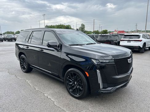 Used 2023 Cadillac Escalade Sport Platinum w/ LPO, ONYX Package AWD/4WD image 2