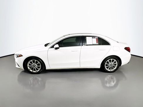 Used 2021 Mercedes-Benz A 220 image 5