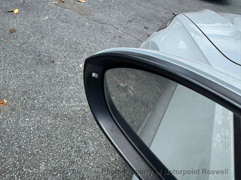 Used 2018 Volkswagen GTI SE image 9