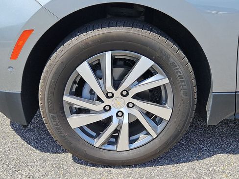 Used 2024 Chevrolet Equinox Premier FWD image 39