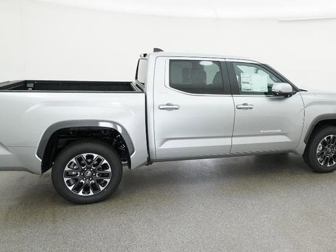 New 2026 Toyota Tundra Limited AWD/4WD image 15