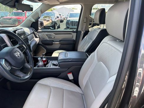 Used 2024 RAM 1500 Limited AWD/4WD image 7