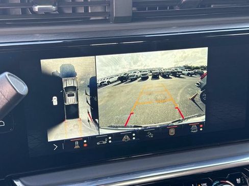 Used 2024 GMC Sierra 2500 Denali Ultimate AWD/4WD image 21