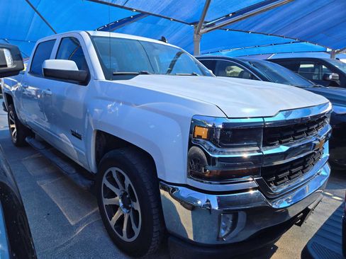 Used 2017 Chevrolet Silverado 1500 LT w/ Texas Edition RWD image 2