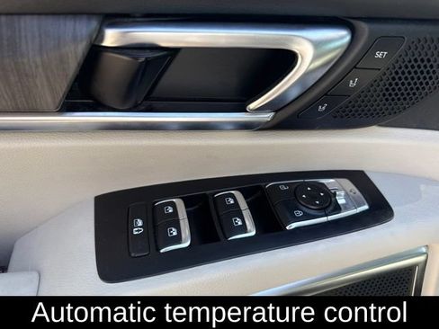 Used 2024 Kia Telluride SX w/ Towing Package AWD/4WD image 13