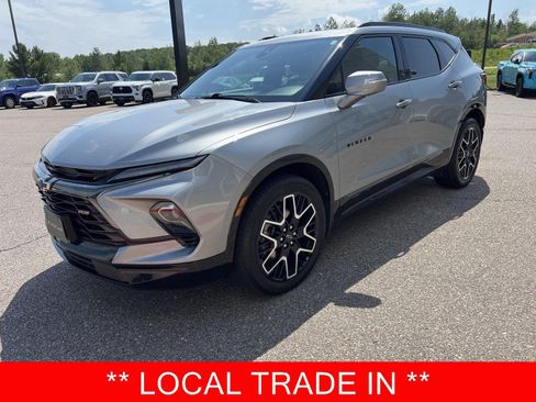 Used 2023 Chevrolet Blazer RS w/ Driver Confidence II Package AWD/4WD image 4