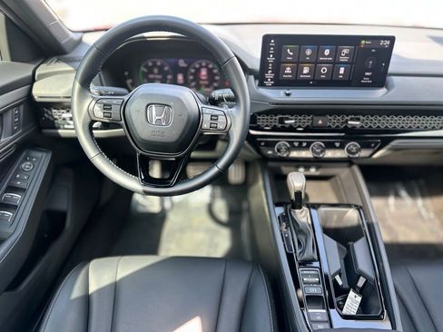 Used 2024 Honda Accord Sport image 10