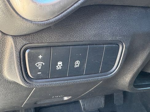 Used 2024 Kia Soul LX w/ Option Group 015 image 27