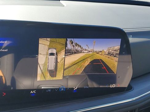 New 2026 Chevrolet Suburban LS image 24