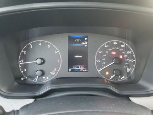 Used 2023 Toyota Corolla Cross L image 22