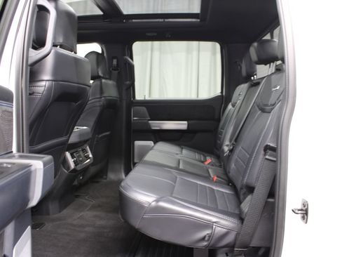 Used 2025 Ford F250 Platinum AWD/4WD image 17