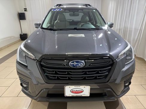 Used 2024 Subaru Forester Limited w/ Pop Package 2 image 8