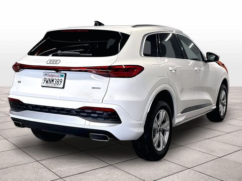 Used 2025 Audi Q5 Premium AWD/4WD image 15