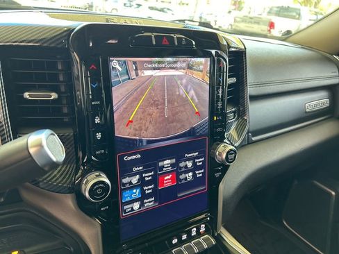 Used 2019 RAM 2500 Laramie image 9