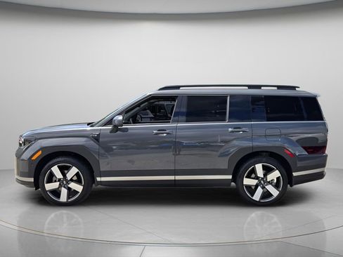 Used 2026 Hyundai Santa Fe Limited image 3