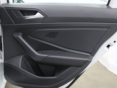 Used 2025 Volkswagen Jetta Sport FWD image 20