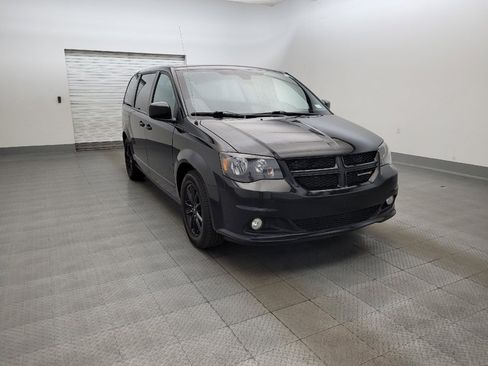 Used 2020 Dodge Grand Caravan SXT w/ Driver Convenience Group FWD image 13