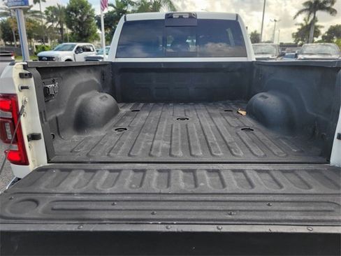 Used 2023 RAM 3500 Limited image 7
