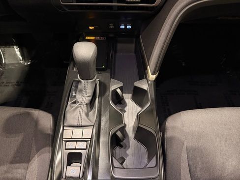 Used 2025 Toyota Camry LE image 23