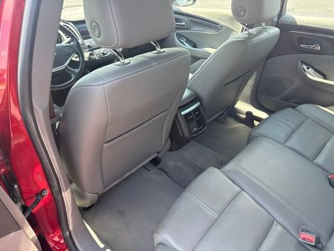 Used 2018 Chevrolet Impala LT w/ LT Leather Package FWD image 20