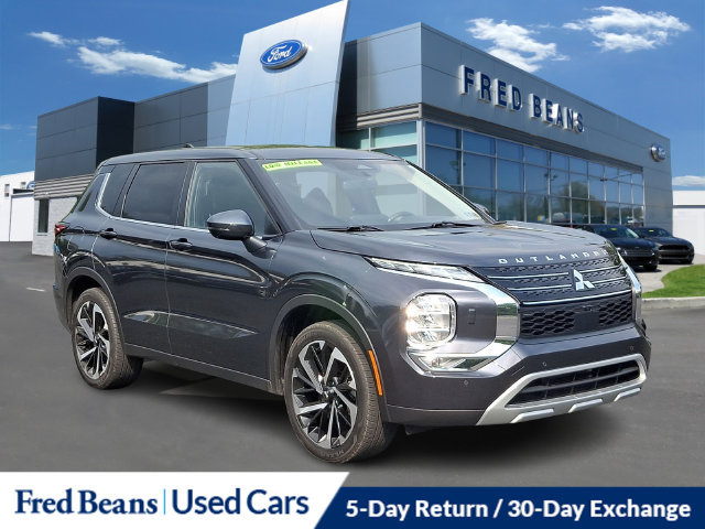 Used 2024 Mitsubishi Outlander AWD image 1