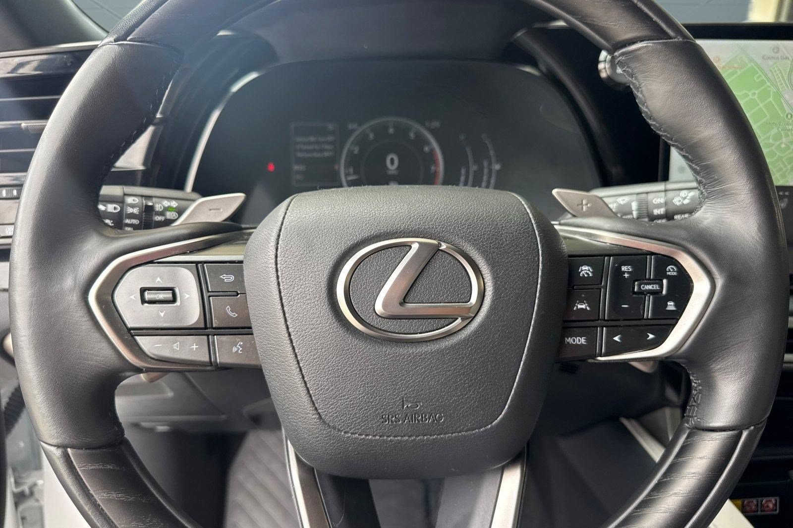 Used 2024 Lexus RX 350 Premium w/ Accessory Package (Z1) FWD image 11