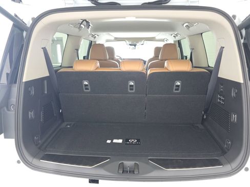 New 2026 INFINITI QX80 Luxe w/ Cargo Package RWD image 15