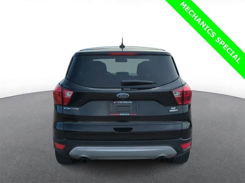 Used 2019 Ford Escape SE image 7
