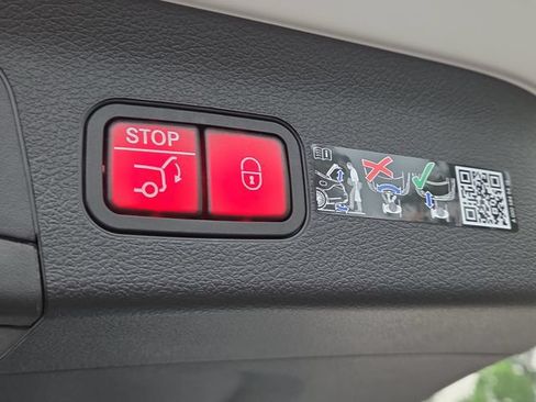New 2026 Mercedes-Benz GLS 450 4MATIC image 34