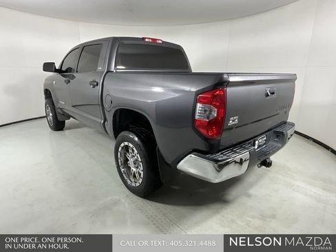 Used 2016 Toyota Tundra SR5 image 6