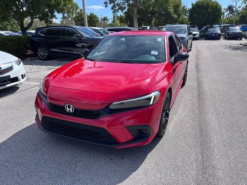 Used 2023 Honda Civic Sport image 2