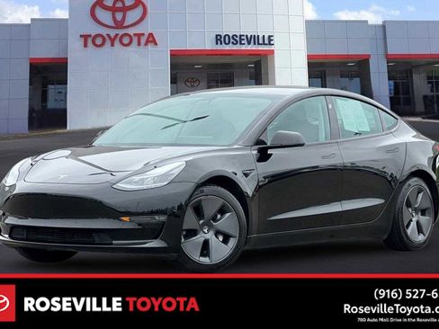 Used 2021 Tesla Model 3 Long Range AWD/4WD image 1