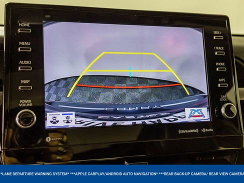 Used 2021 Toyota Camry XLE FWD image 7