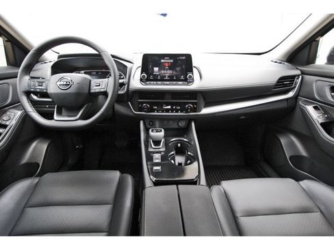 Certified 2026 Nissan Rogue Dark Armor FWD image 9