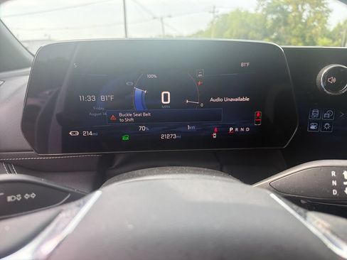 Used 2024 Chevrolet Blazer EV LT AWD/4WD image 19