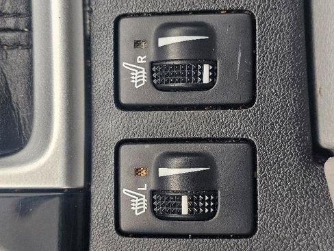 Used 2016 Toyota Highlander XLE image 33