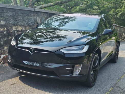 Used 2021 Tesla Model X Long Range AWD/4WD image 14