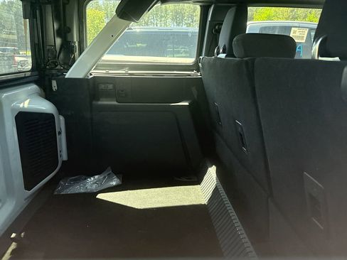 Used 2025 Ford Bronco Big Bend image 9