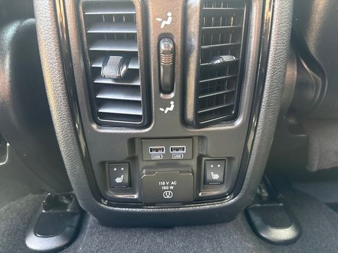 Used 2023 Dodge Durango GT AWD/4WD image 26