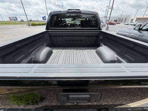 Certified 2019 Toyota Tundra SR5 AWD/4WD image 15