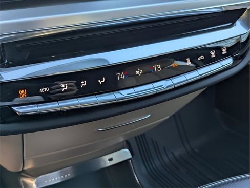 New 2025 Cadillac Lyriq Sport image 10