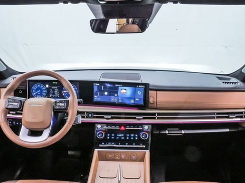 Certified 2024 Hyundai Santa Fe Limited image 17