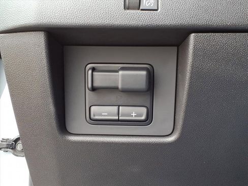 Used 2024 Chevrolet Colorado ZR2 w/ ZR2 Convenience Package III image 21