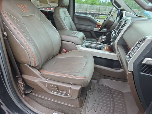 Used 2015 Ford F150 King Ranch w/ Equipment Group 601A Luxury AWD/4WD image 38