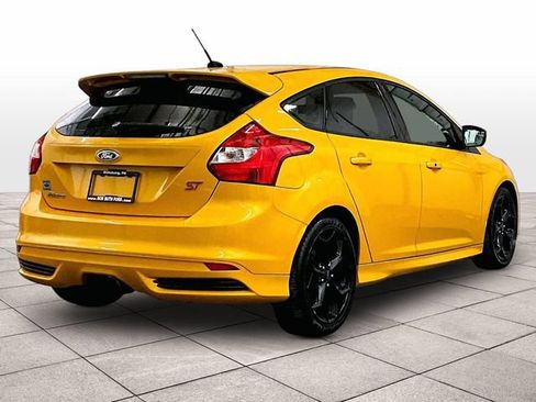 Used 2013 Ford Focus ST FWD image 11