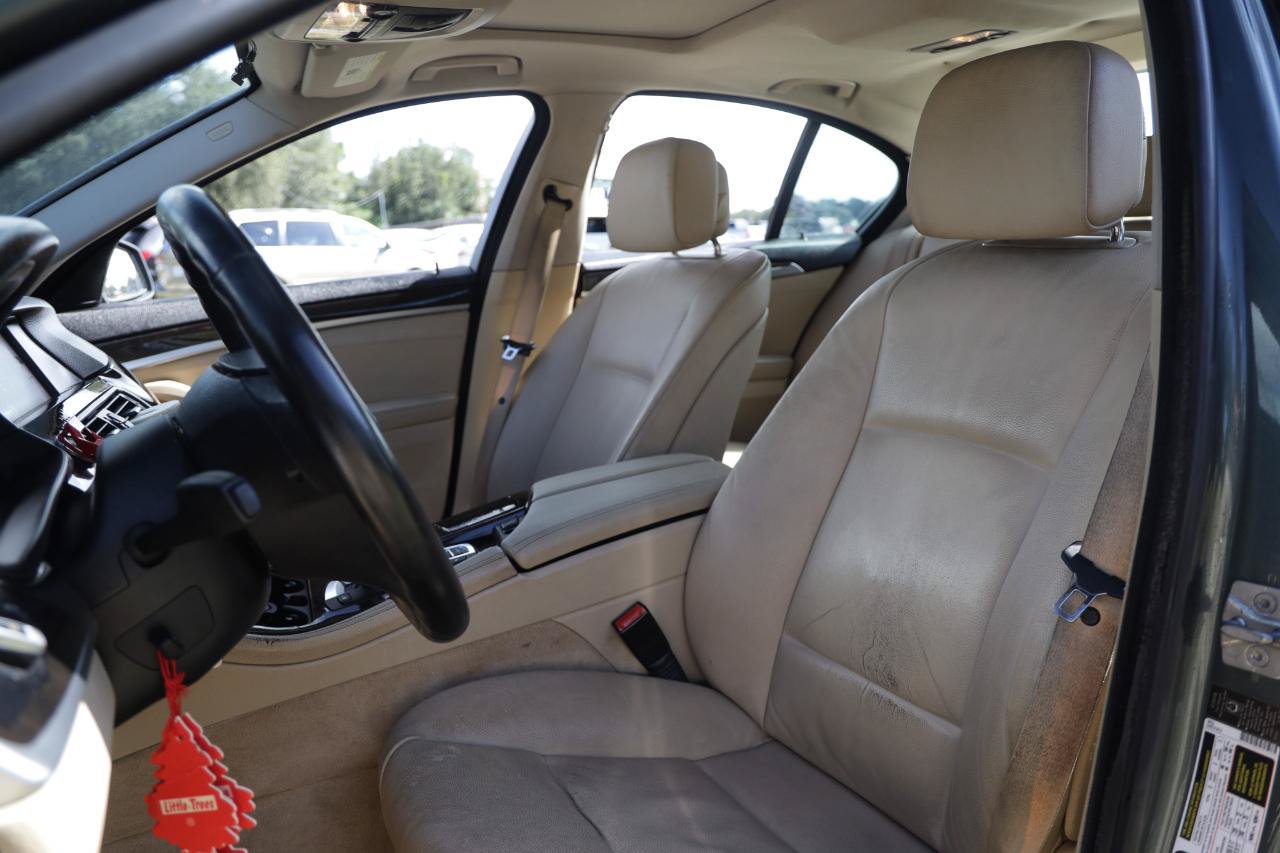 Used 2011 BMW 528i Sedan RWD image 6