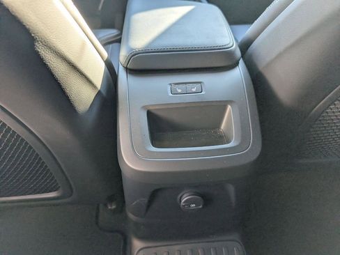 Used 2024 Volvo XC60 T8 Ultimate w/ Protection Package Premier image 12