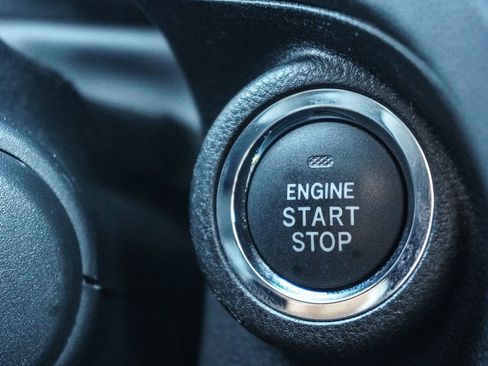 Used 2022 Subaru Ascent Limited w/ Technology Package image 33